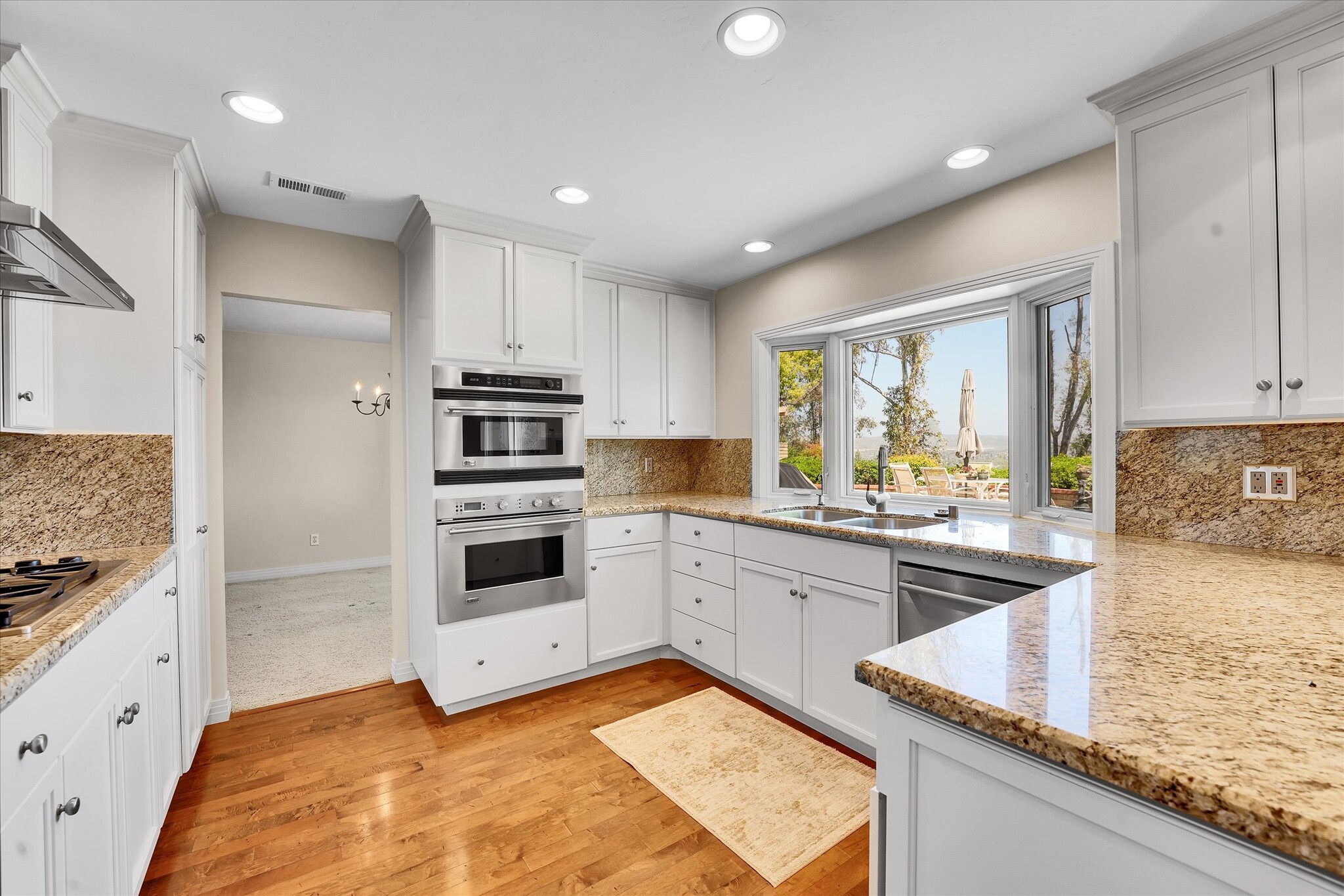 Building Photo - 1939 Ventana Way