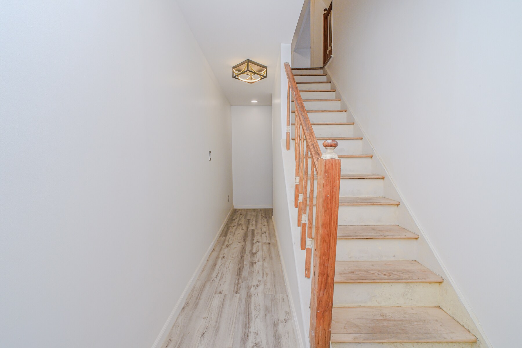 Building Photo - 384 Lafayette Ave