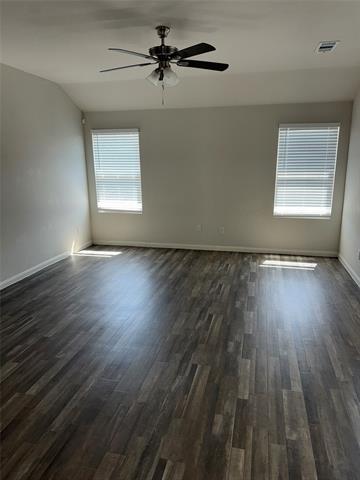 Building Photo - 528 Jameson