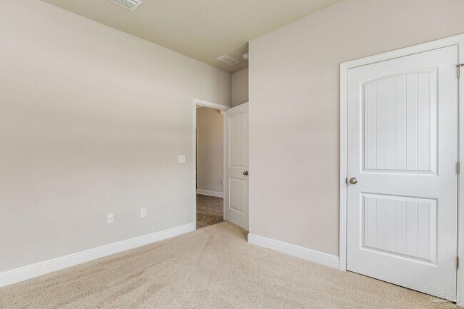 Building Photo - 8605 Bucklebury Dr