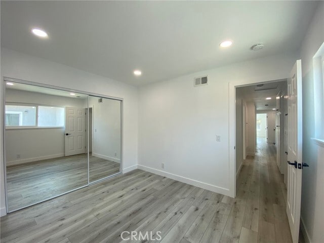 Building Photo - 10427 La Despensa Ave