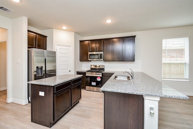 Building Photo - 21278 Catalina Palm Dr