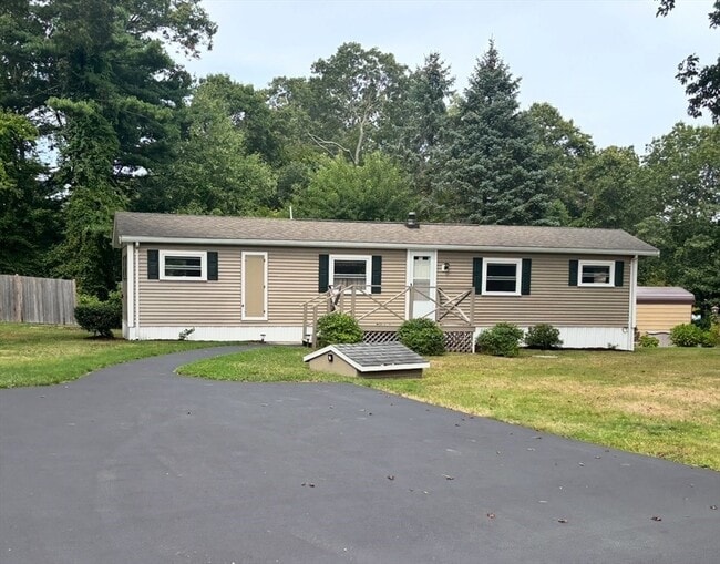 Primary Photo - 27 Lynnbrook Ave