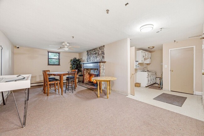 Building Photo - 595 Revere Beach Pkwy
