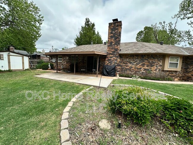 Building Photo - 2728 NW 55th Terrace