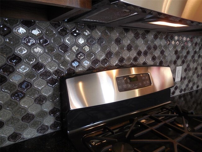 Building Photo - 3328 Enclave Ln