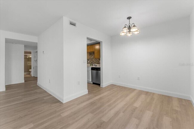 Building Photo - 11566 7th Ln N