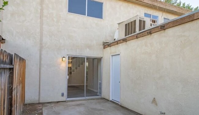 Building Photo - 4800 Nordic Dr