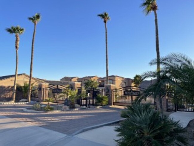 Building Photo - Home in Gated Community, call for a showin...