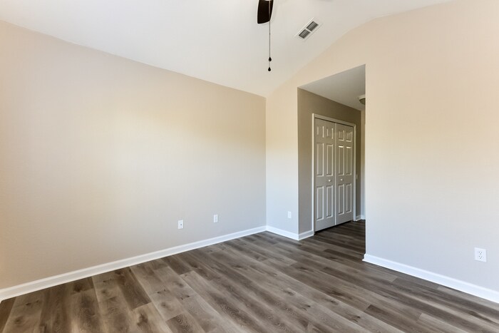 Building Photo - 1012 Berkman Cir