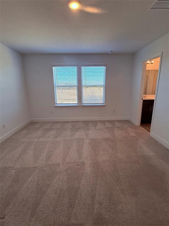 Building Photo - 513 Senca Pk