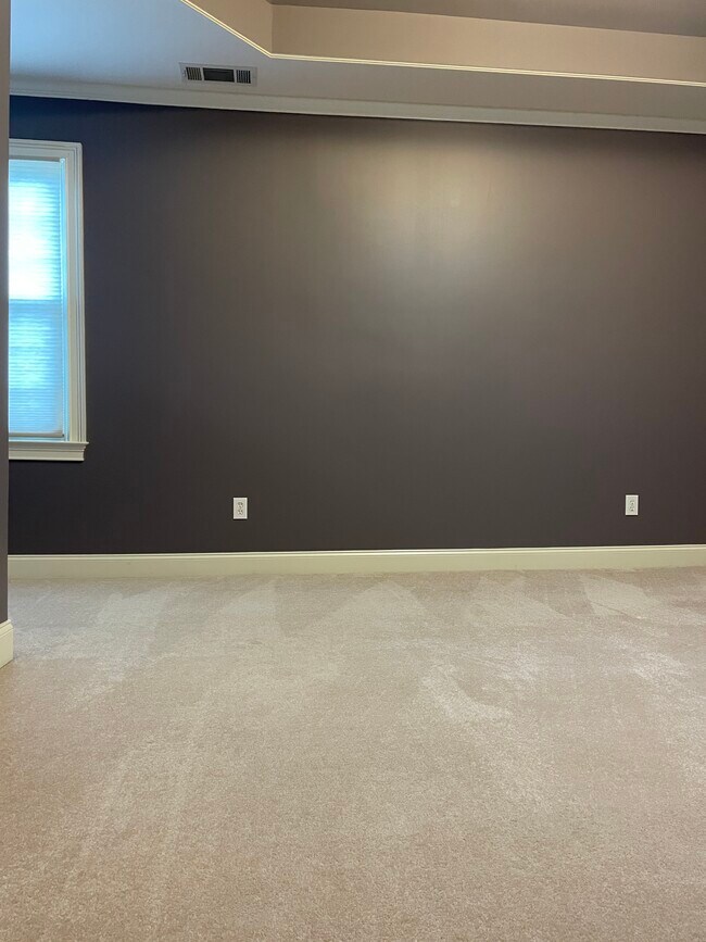 Building Photo - 5000 Wildeoak Trail