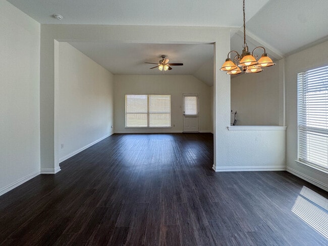 Building Photo - 44 Heron Dr