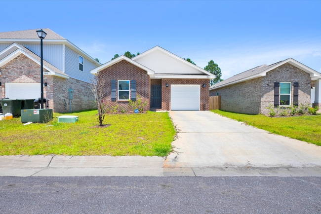 Building Photo - 4 Bedroom Home Near NAS Pensacola