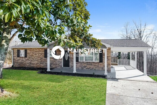 Building Photo - 4 Bedroom Pet-Friendly Home in KINGSTON, TN with Main Street Renewal