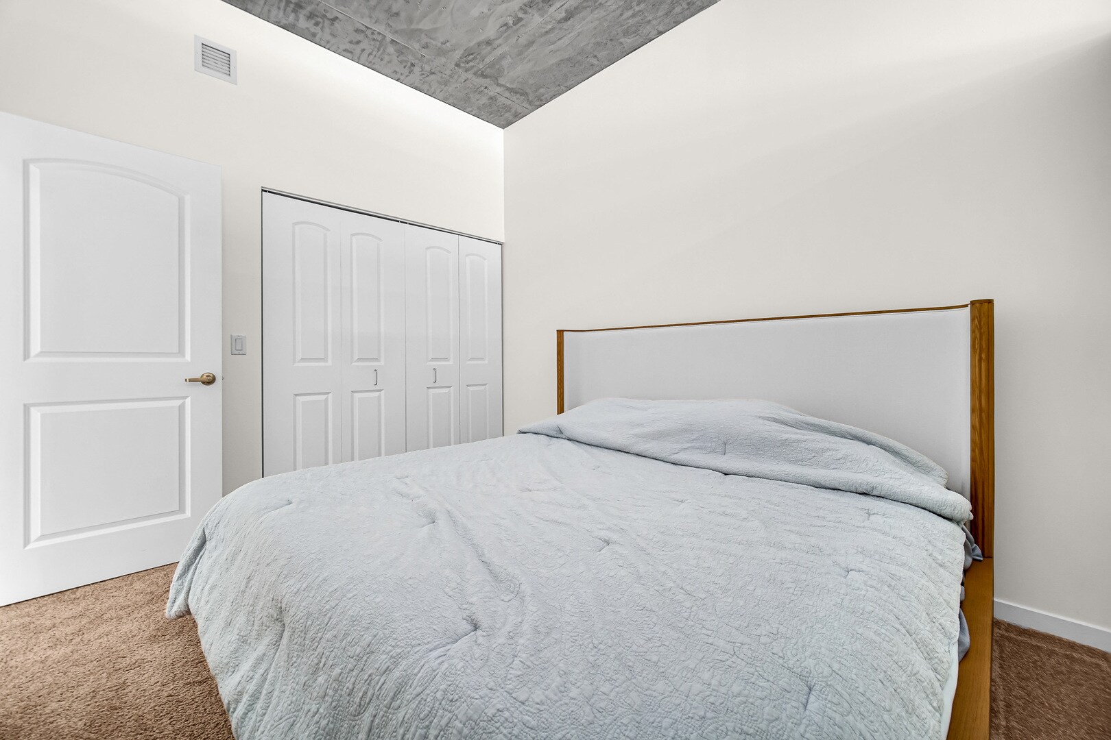 Building Photo - 1345 S Wabash Ave