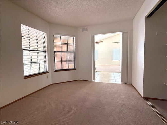 Building Photo - 3128 Donnegal Bay Dr