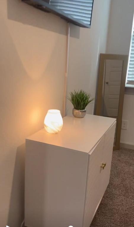 Building Photo - 12810 Heddington Grv Ln