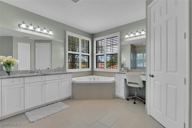 Building Photo - 2882 Cinnamon Bay Cir
