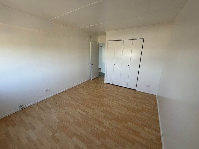 Building Photo - 6340 Americana Dr