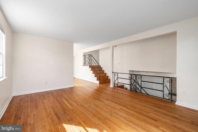 Building Photo - 4208 16th St NW