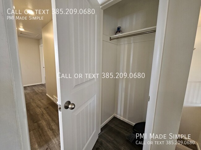 Building Photo - 260 S 400 E