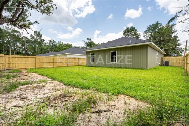 Building Photo - Brand New 4 Bed/2 Bath Home in Saraland!