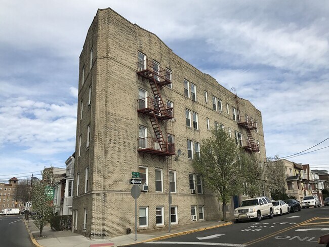 Building Photo - 912 90th Street Apartments