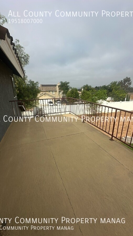 Building Photo - 16285 Capella St