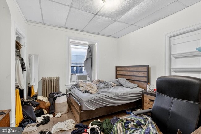 Building Photo - 4011 Pine St