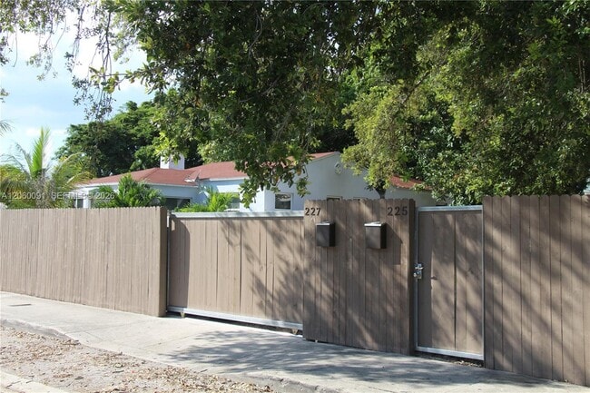 Building Photo - 225 NW 59th St