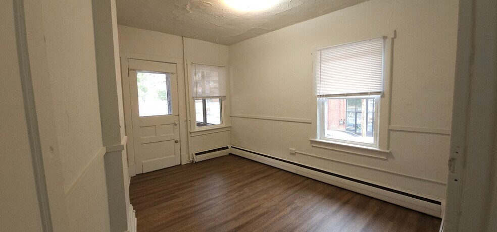 2nd room - 2370 Eldridge St