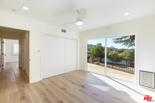 Building Photo - 835 Camino Santos Reyes