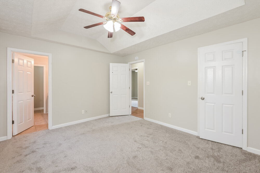 Building Photo - 372 Kay Dr