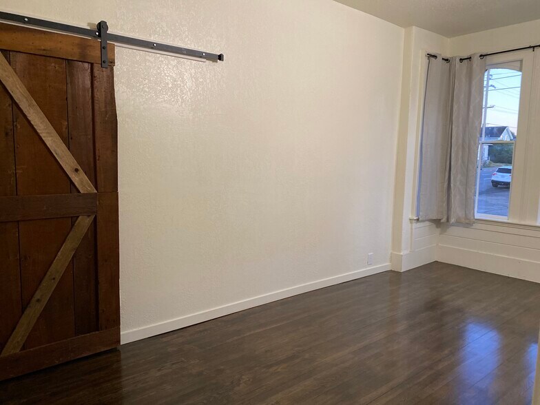 Building Photo - 639 16th St