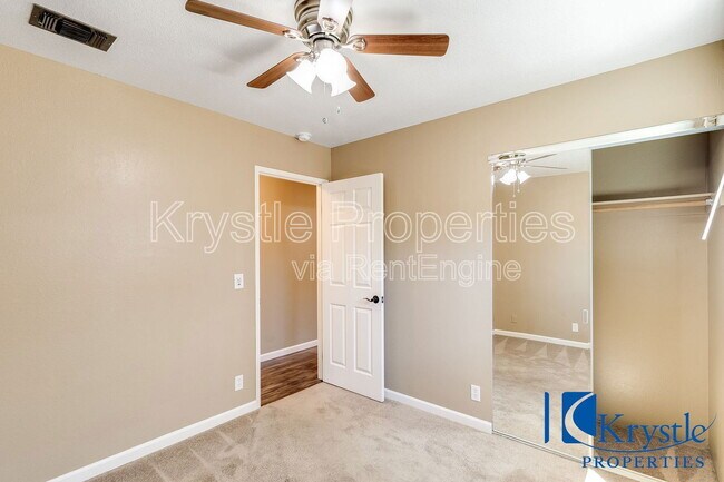 Building Photo - 225 Millbrook Way