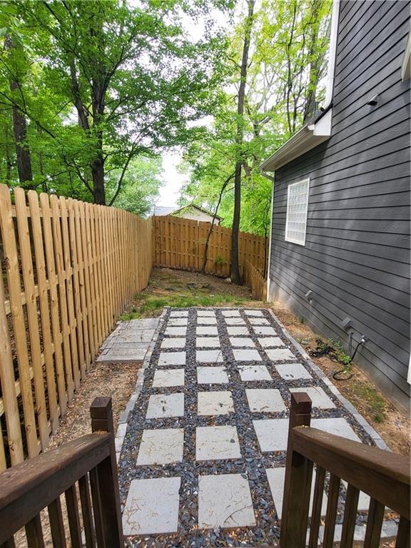 Building Photo - 1155 Davis Pl NW