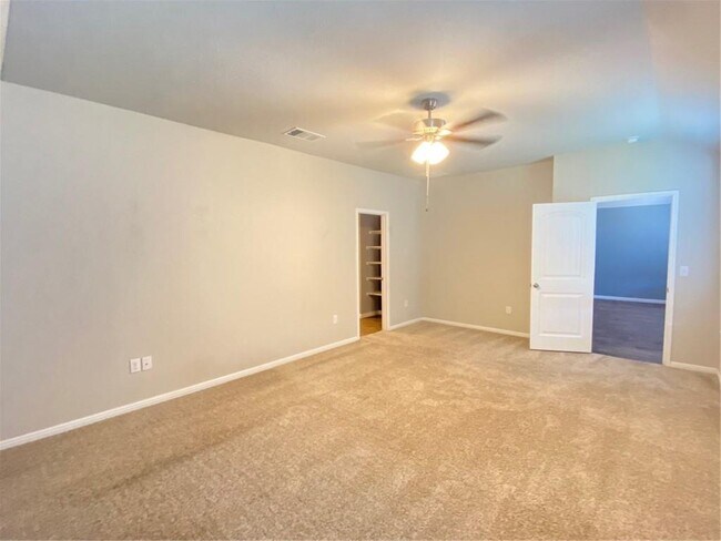 Building Photo - 321 Old Glory Trail