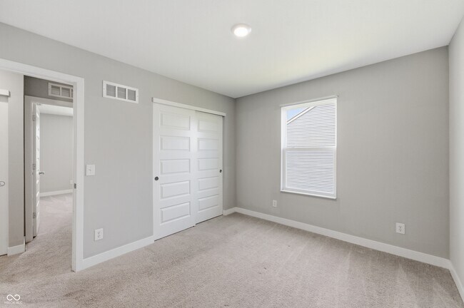 Building Photo - 221 Switchgrass Ln