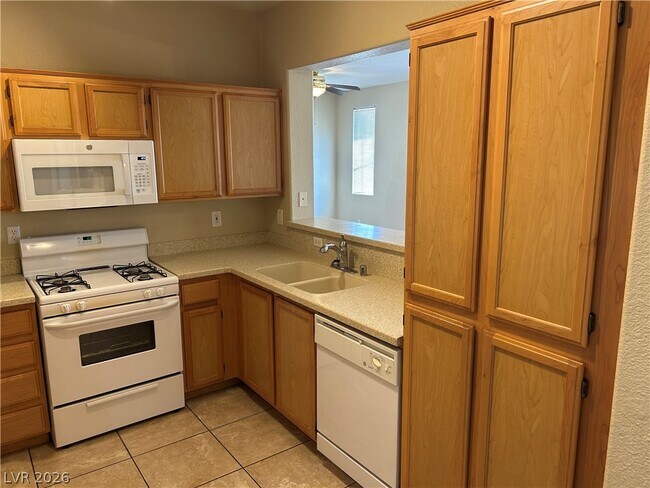 Building Photo - 3840 Belle Glade St