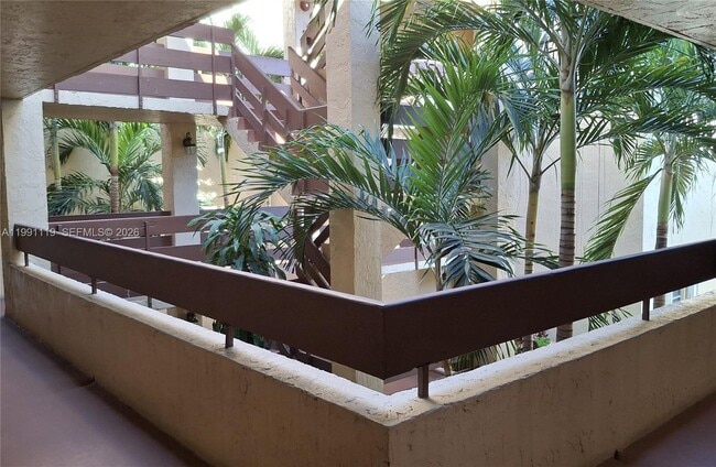 Building Photo - 9015 SW 125th Ave