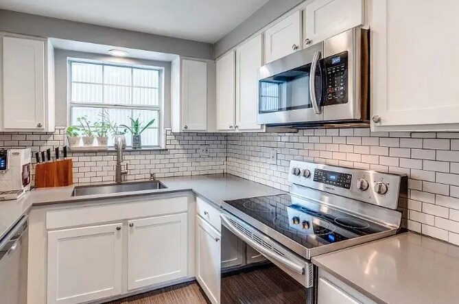 Building Photo - 3100 Cole Ave