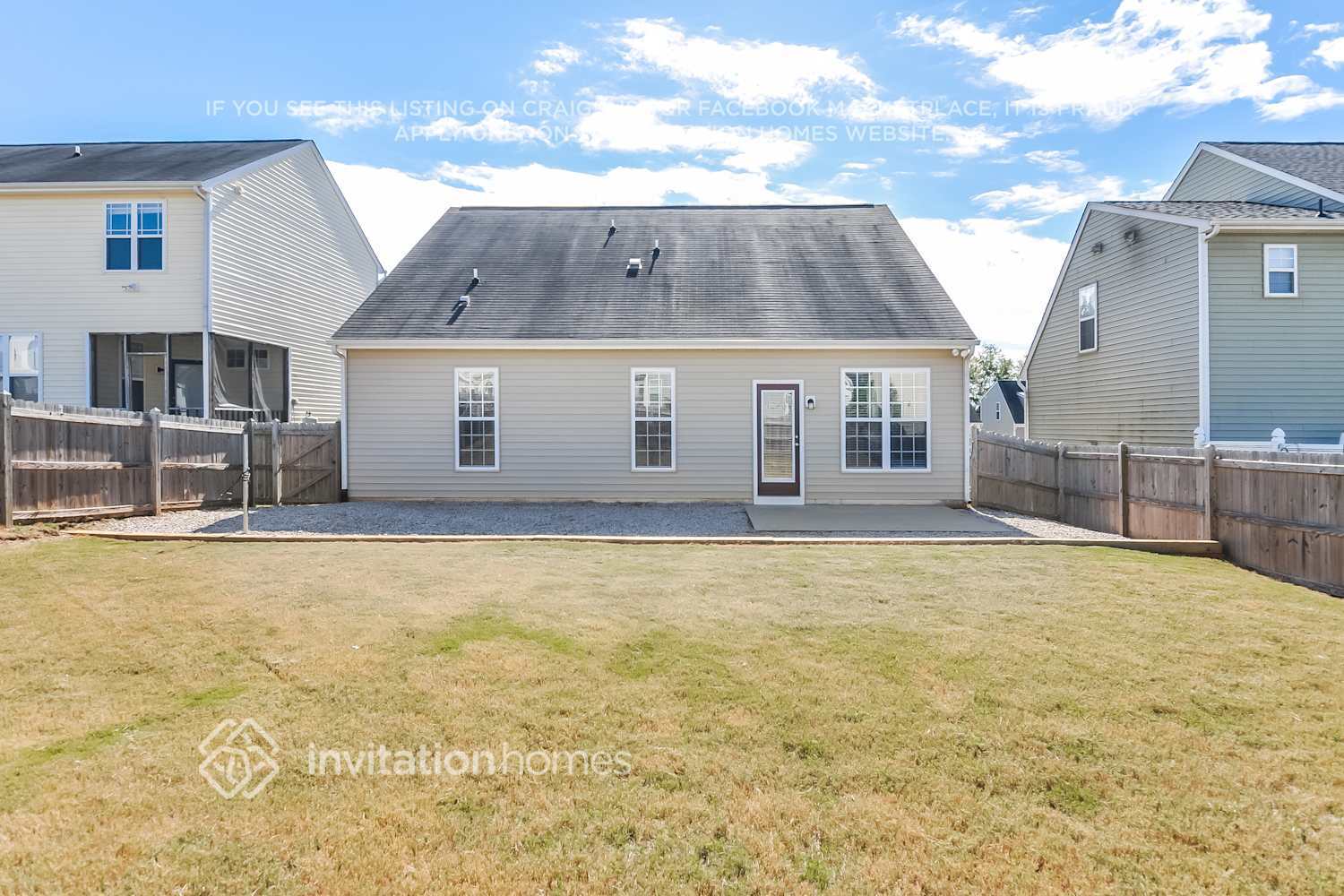 Building Photo - 213 Haywood Ln