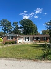 Building Photo - 1013 S Briarwood Dr