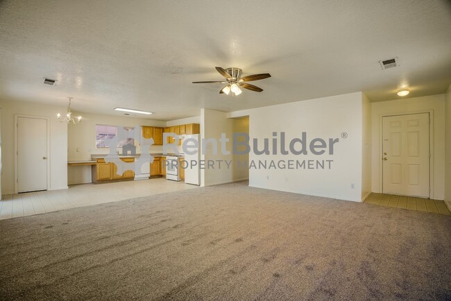 Building Photo - NEW NEW NEW!!! Carpet, Vinyl Flooring, Pai...