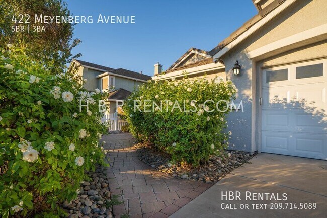 Building Photo - 422 Meyenberg Ave