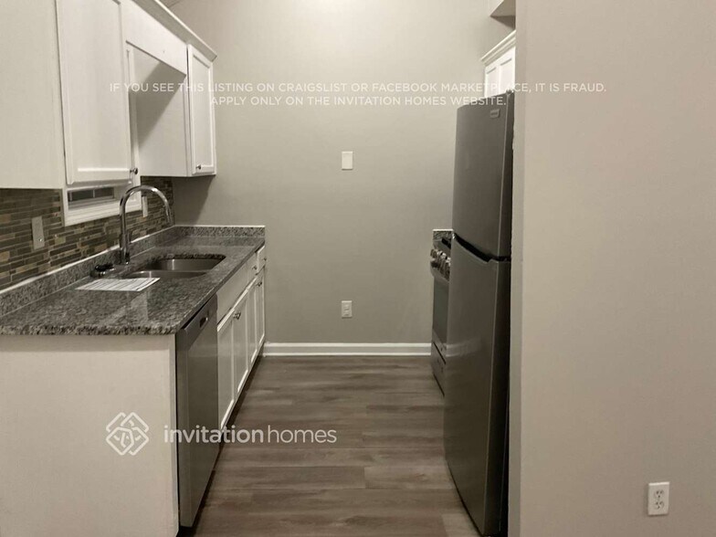 Building Photo - 6458 Phillips Creek Dr