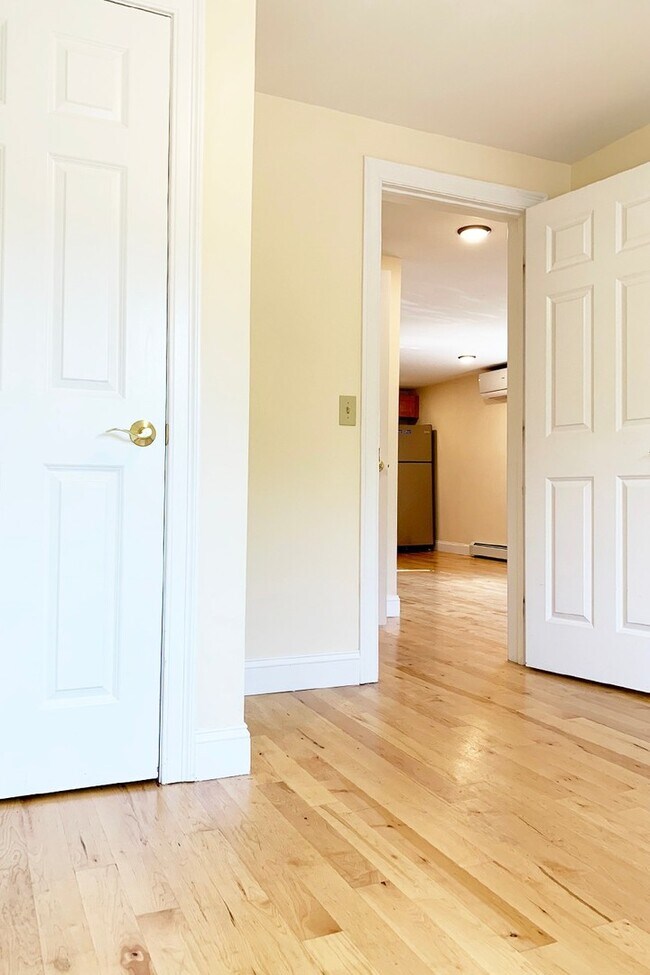 Building Photo - 152 North St