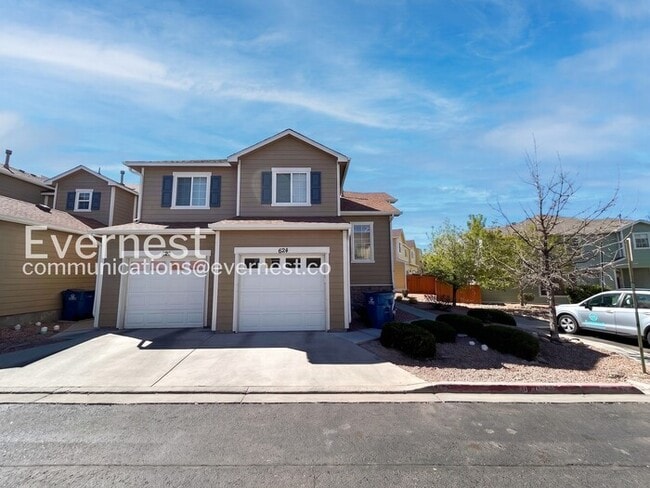 Building Photo - 624 Hailey Glenn View