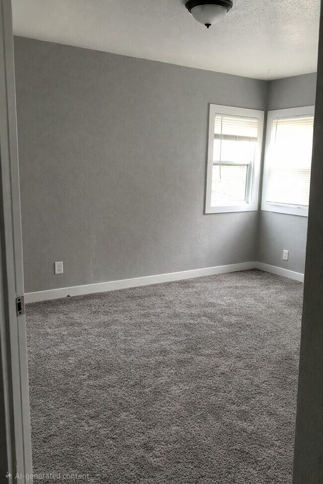 Building Photo - Completely Renovated 3 Bedroom Downstairs Unit! $2,995